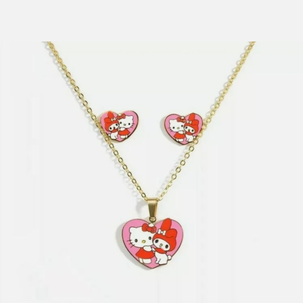 Hello Kitty heart necklace and earrings set.